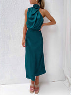 Elegant Sleeveless Satin Evening Gown