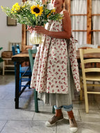 Women's Kitchen Apron with Roses